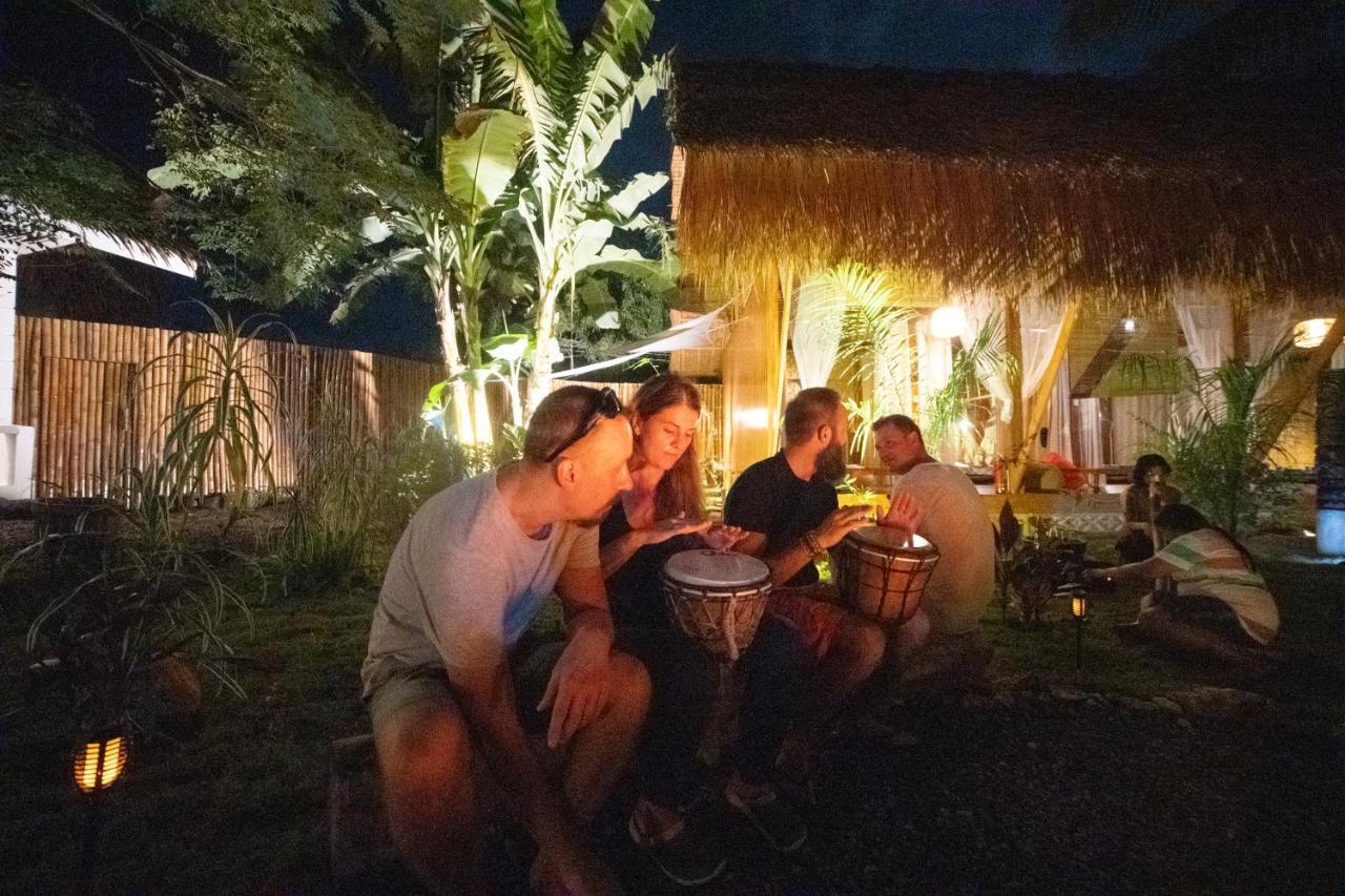 Nautilus Hostel & Hammocks Panglao Dış mekan fotoğraf